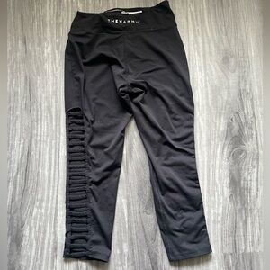 ‼️6/$12‼️ Jessica Simpson athletic capris with leg cutouts (see description)